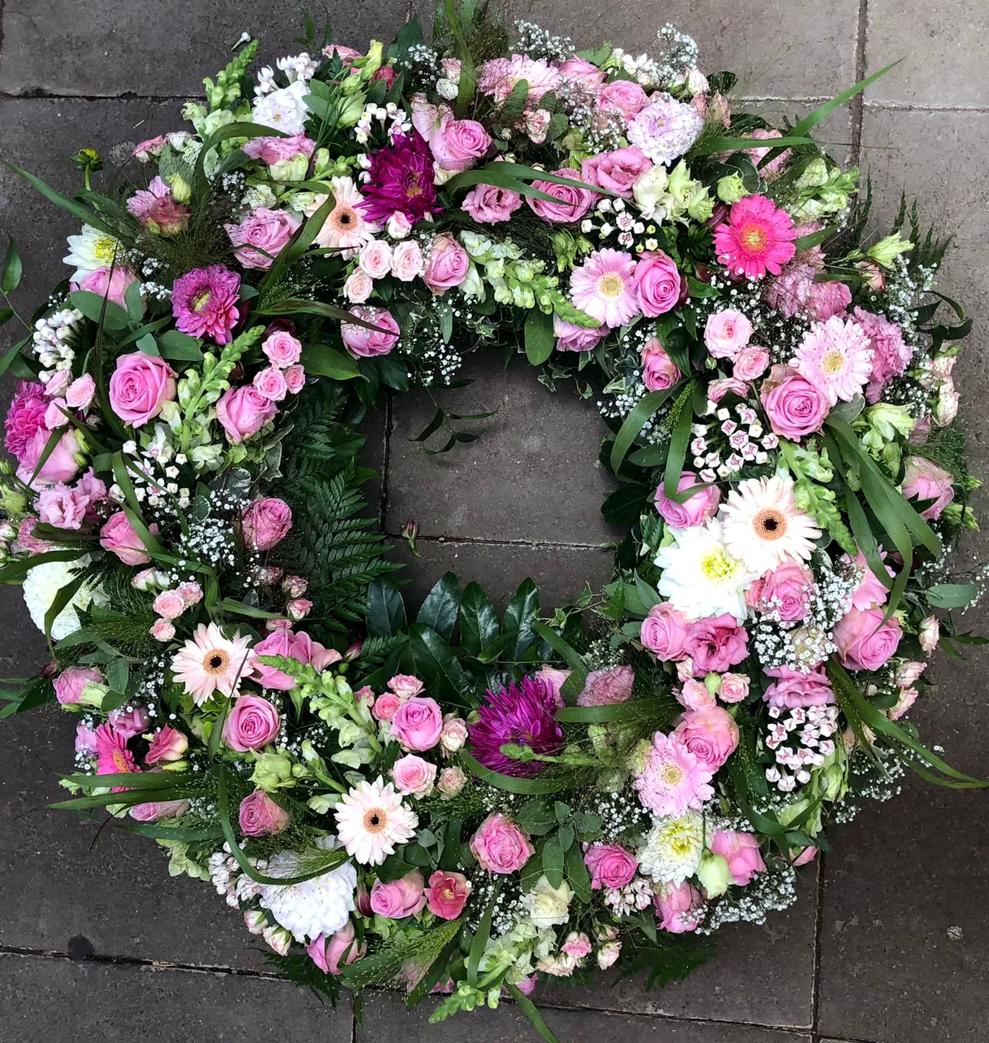 Florale Arbeit von Blumen Niebergall