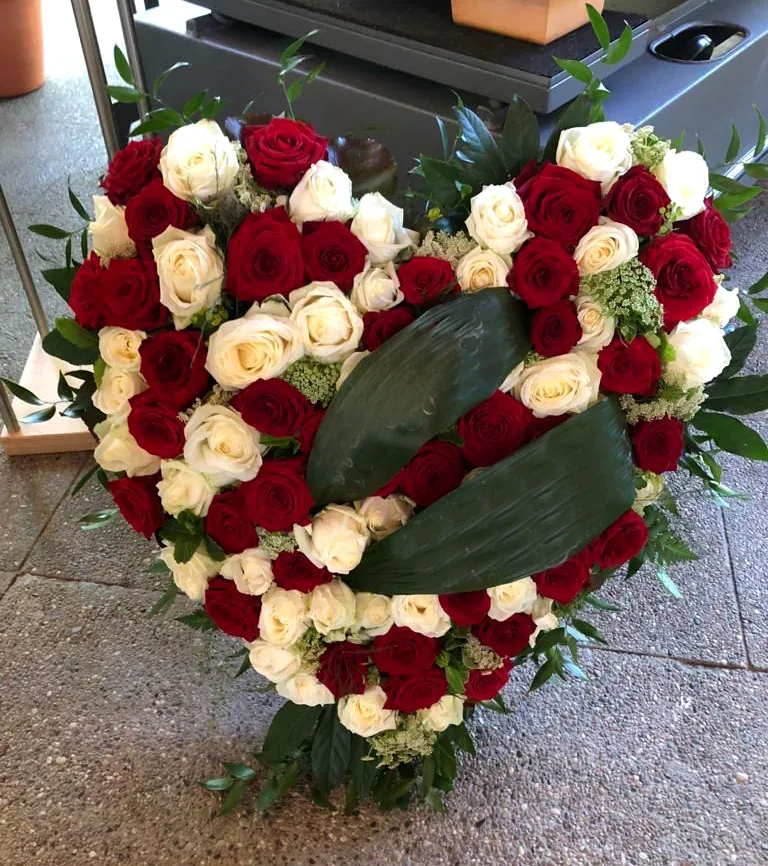 Florale Arbeit von Blumen Niebergall